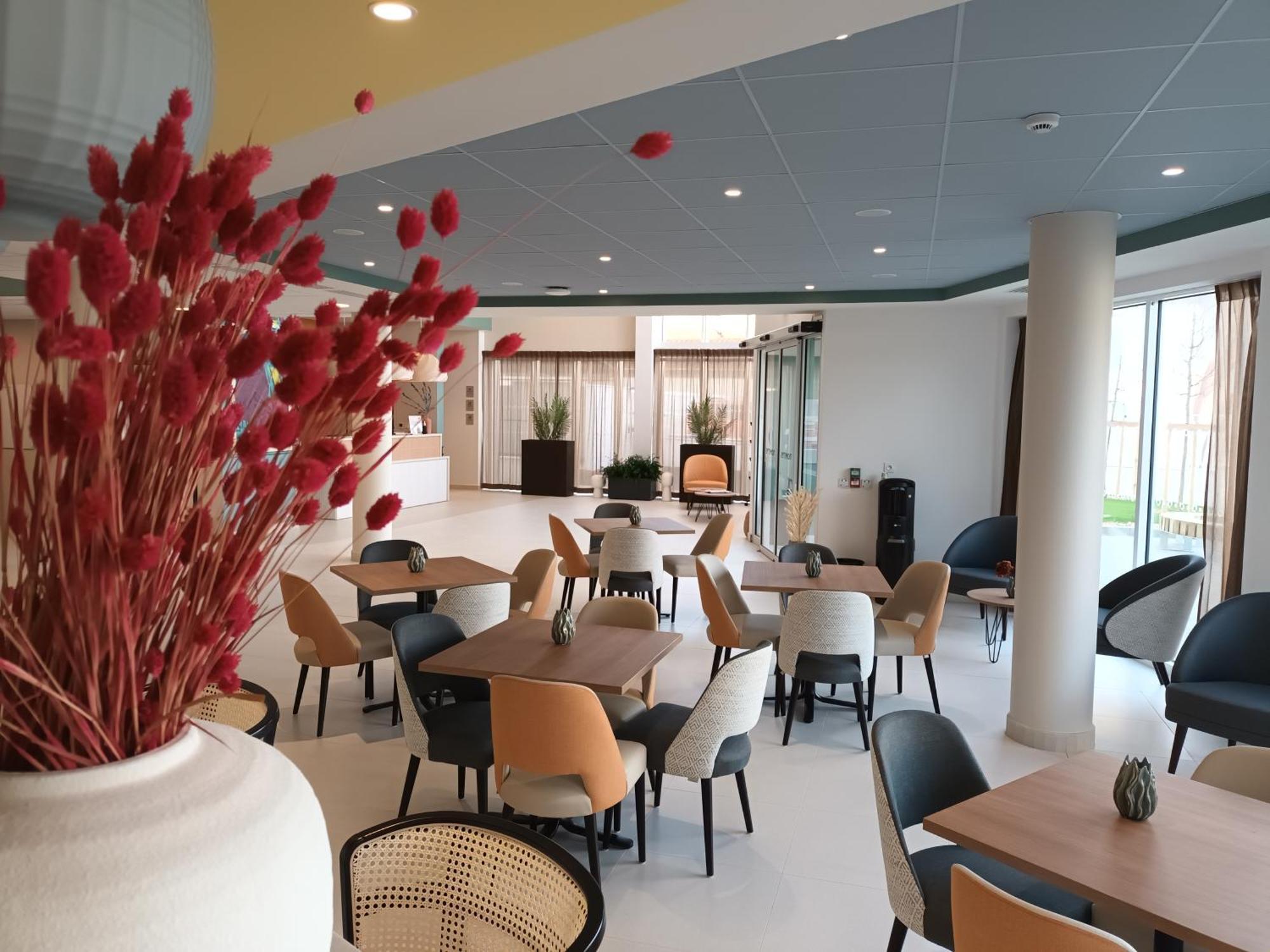 Aparthotel Domitys Les Craies Blanches Mont-de-Marsan Exterior foto
